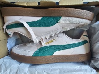Puma Club II Era Rosa y Verde