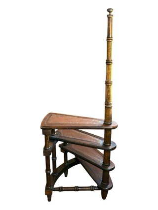 Escalera de biblioteca Circa 1.900.