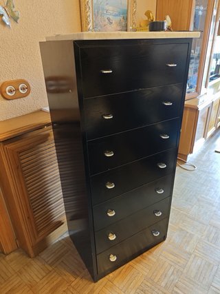Mueble 7 cajones negro