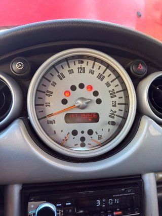 MINI ONE 2003