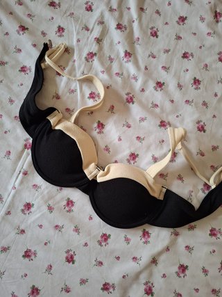 Parte arriba bikini bicolor negro y beige