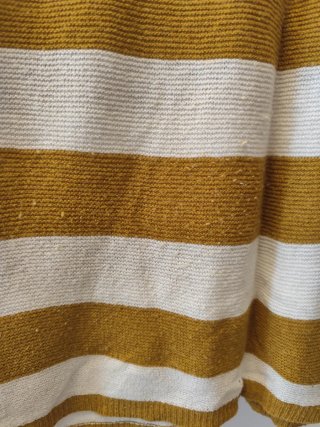 Camiseta de rayas mujer blanca y amarilla