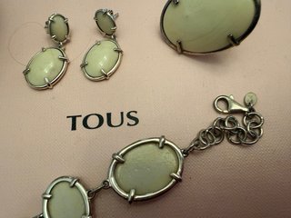Conjunto Tous Beige y Plateado