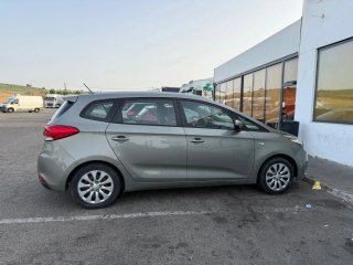 KIA Carens 2015