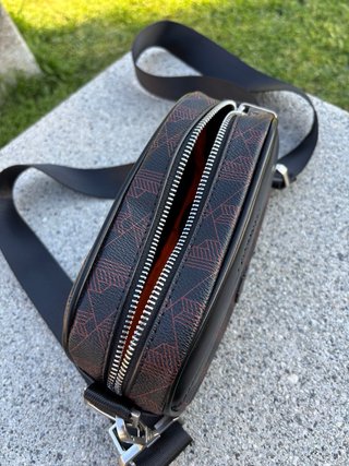 Bolso Lacoste Negro Monograma Rojo