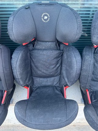 4 Sillas Bebé Confort Grupo 1/2/3 precio 30 € unid