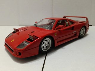 Ferrari F40 1/18