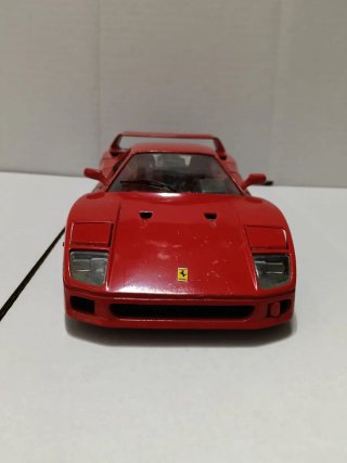 Ferrari F40 1/18