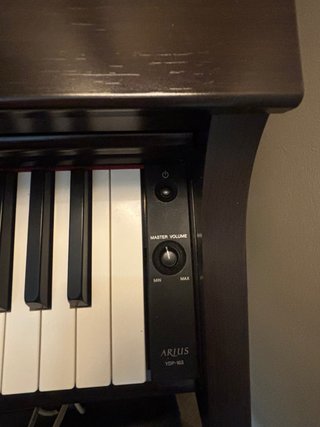 Piano Digital Yamaha Arius YDP-163
