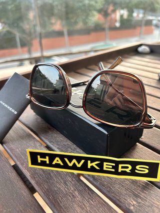 Gafas marca Hawkers modelo Ink Polarized Grey Dark