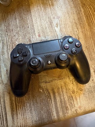 Consola PS4 500 gb (PlayStation 4) Negra 2 mandos