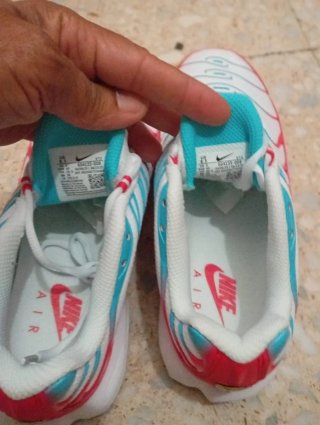 Zapatillas Nike Air Max Plus TN Moradas Blancas