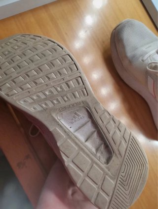 Zapatillas Adidas Beige y Rosa