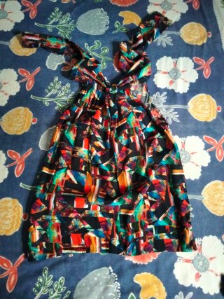 Top sin mangas escote halter multicolor