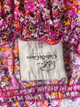 Blusa floral hombros descubiertos