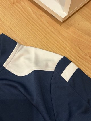 Chaqueta Joma azul y blanca