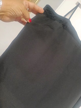 Blusa tirantes negra con cinta bordada
