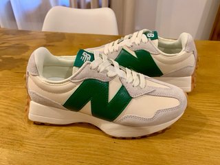 Zapatillas New Balance Beige y Verde