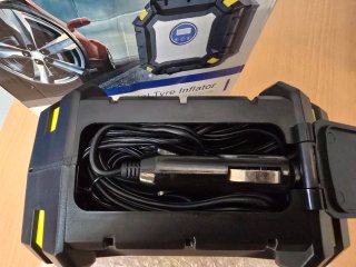 Compresor Aire/ Inflador Digital 12V
