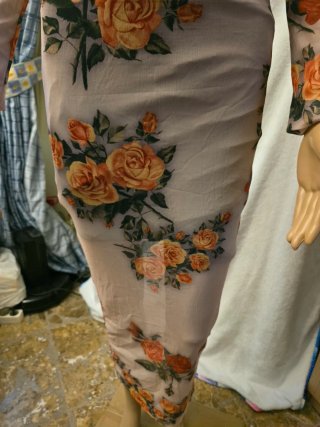 Vestido gasa beige flores naranjas
