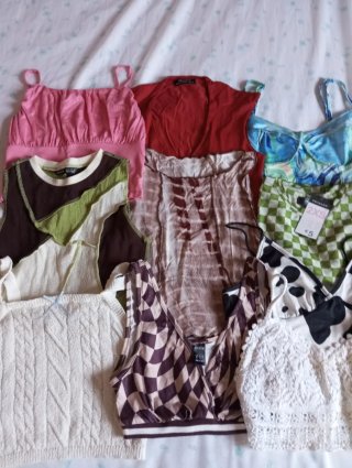 Lote de 11 camisetas variadas