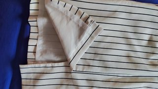 Falda vestir entallada rayas beige y negro