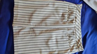 Falda vestir entallada rayas beige y negro