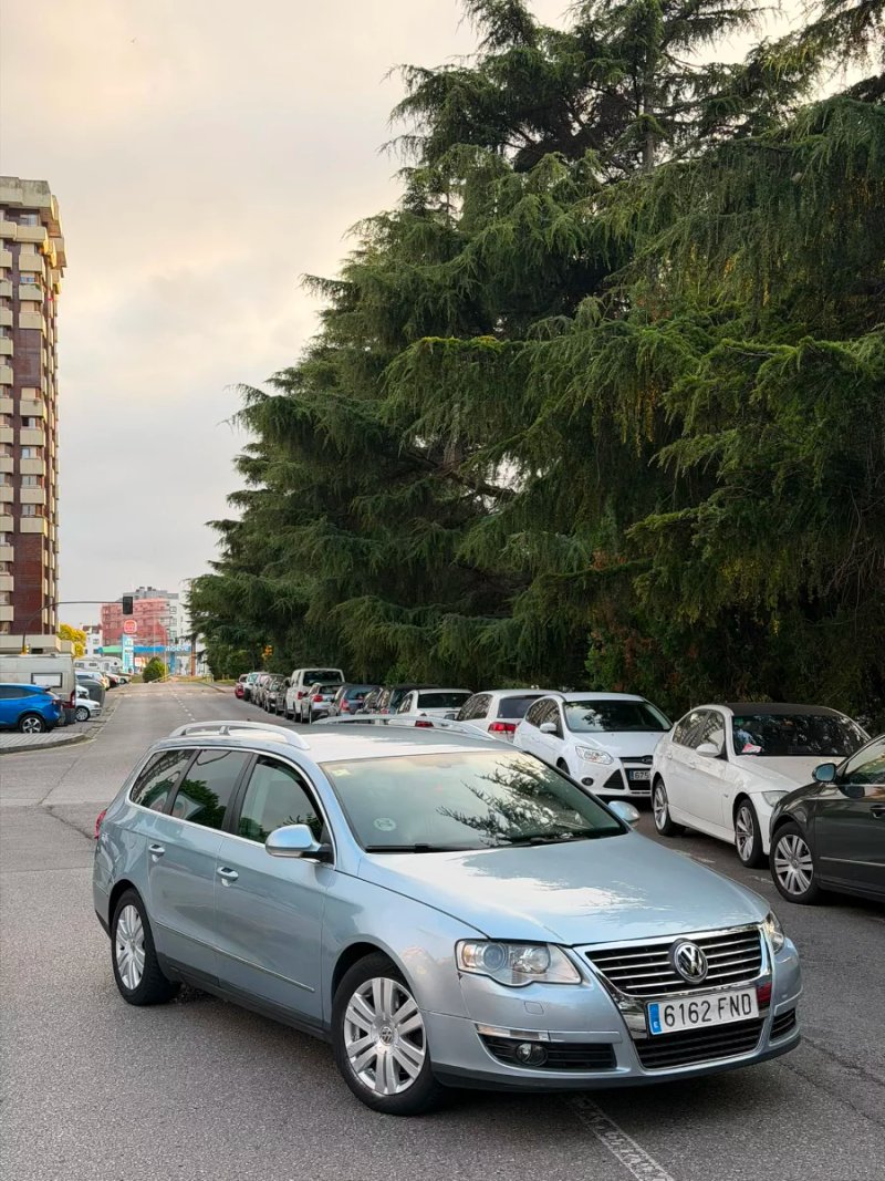 Volkswagen Passat 2006 - foto 1