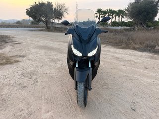 Yamaha XMax 125 - Negra 2023