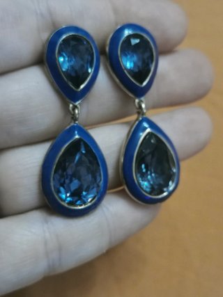 Pendientes lágrima azul y dorado