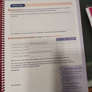 Seqüències dossier. Llengua catalana i literatu...