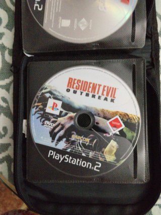 Resident Evil Outbreak PS2