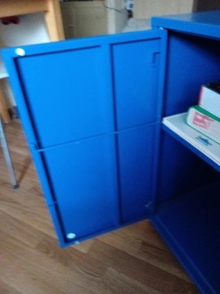 Armario Metálico Azul con Ruedas