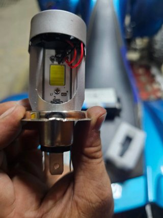 Bombillas H4 LED con Aro Azul
