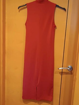 Vestido rojo sin mangas