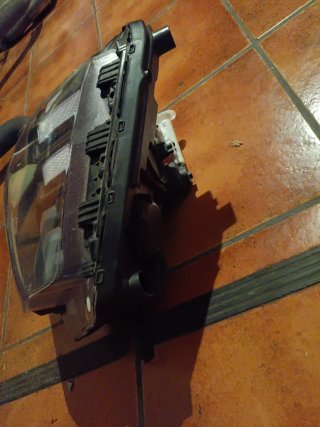 Faro delantero izquierdo Hyundai Kona
