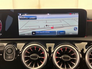 Mercedes-Benz Clase A 180 100 kW (136 CV)