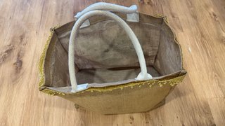Bolso de playa de yute con flores