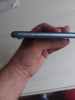 iPhone XR Blu
