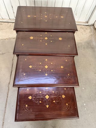 Set 4 Mesitas Madera Antiguas Incrustadas