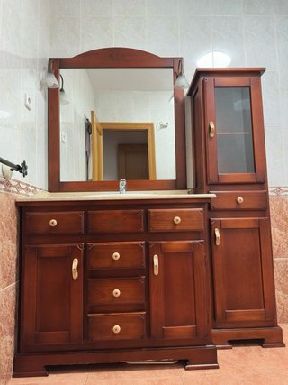 Mueble de baño madera maciza con espejo