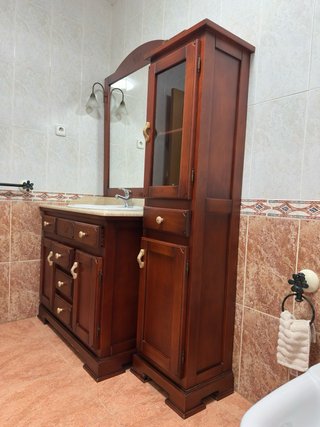 Mueble de baño madera maciza con espejo