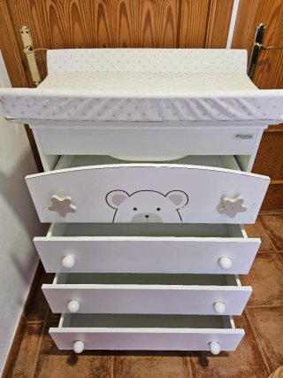 Cómoda bañera cambiador bebé