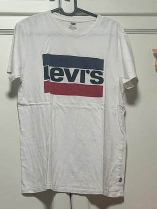 Camiseta Levi's, CK, TOMMY Y PUMA