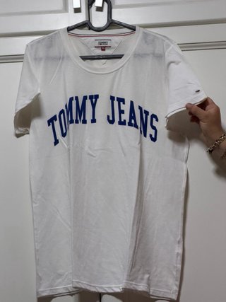 Camiseta Levi's, CK, TOMMY Y PUMA