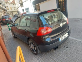 Volkswagen Golf 2004