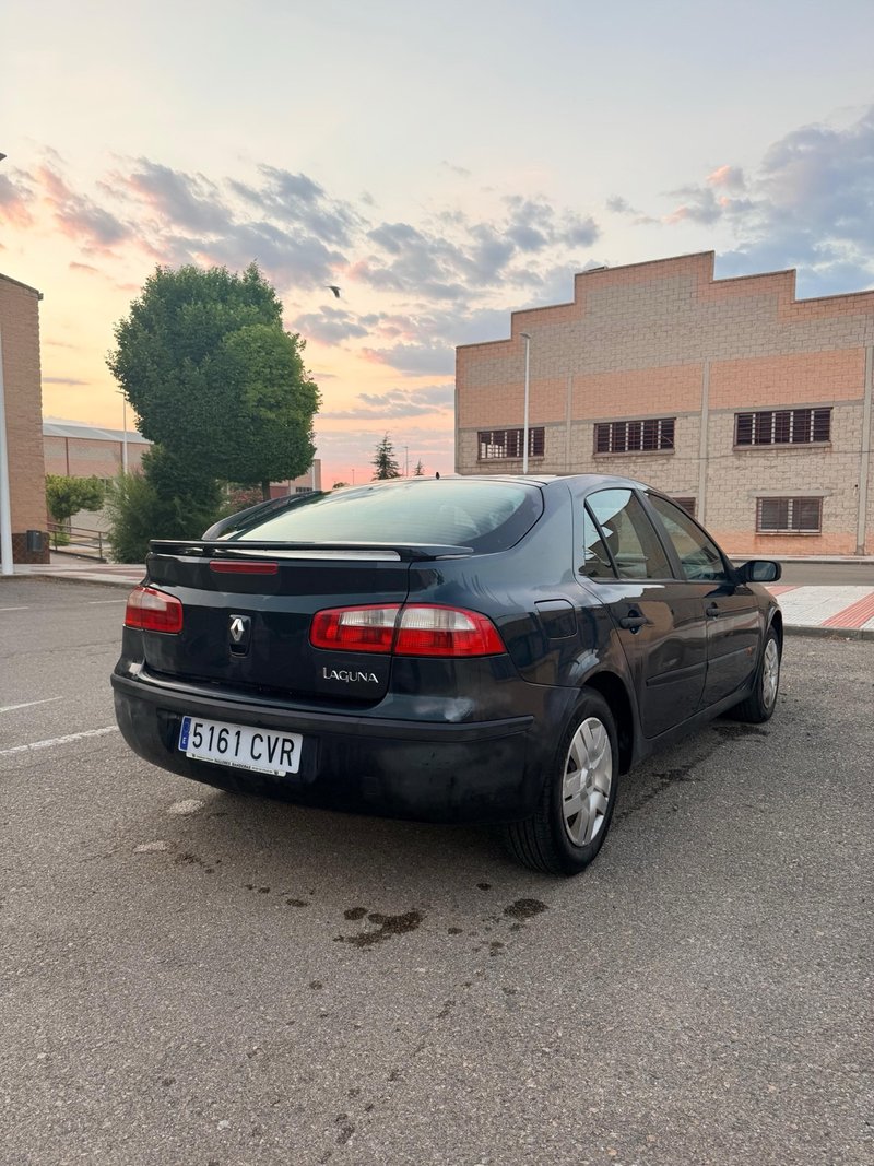 Renault Laguna 2 2004 - foto 1