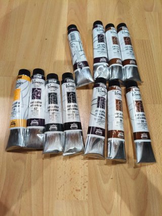 Bote de pintura Titan Tierra Sombra Tostada