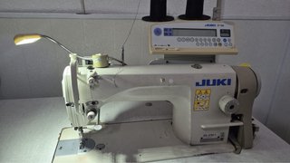 Máquina de coser JUKI industrial