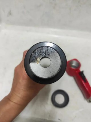 Pistola de silicona neumauica